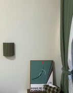 Applique murale moderne en résine en demi-cercle pour salon