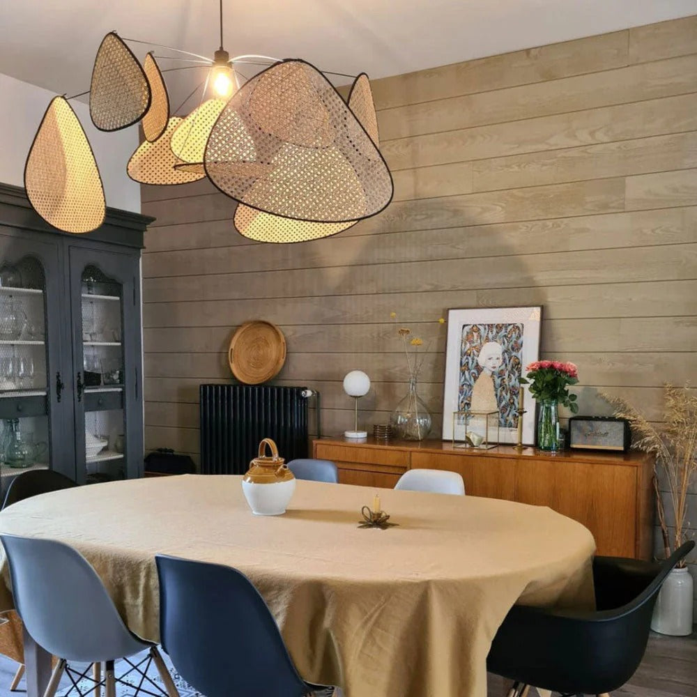 Suspension de cuisine moderne en rotin de forme irrégulière