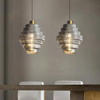 Suspension en verre et laiton en forme de bouteille